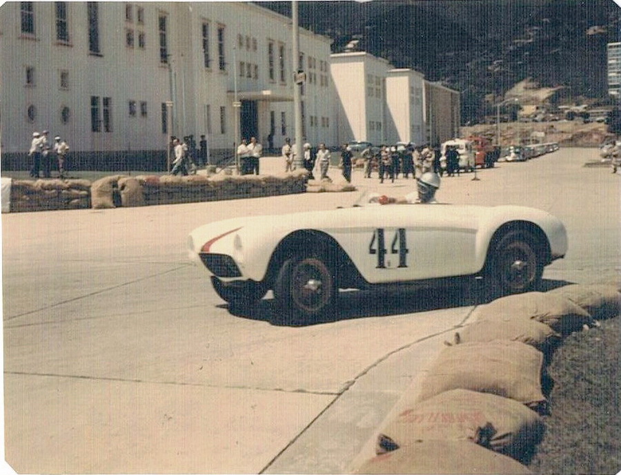 Caracas '55 - El Ferrari 500 Mondial s-n 0418 de Ramón López - Foto Enrique Muro 9[1].jpg