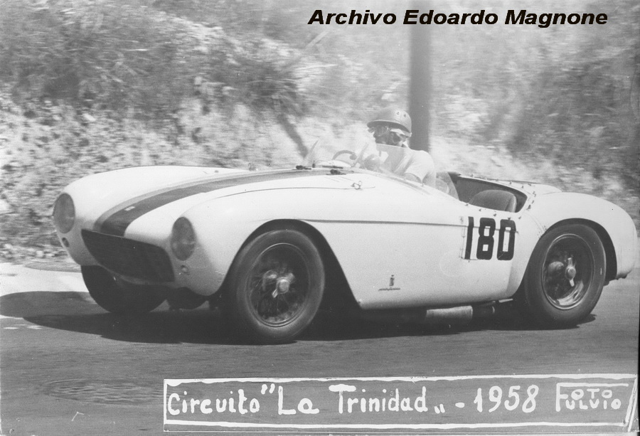 La Trinidad '58 - El Ferrari 500 Mondial de Guido Lollobrigida - Foto E Magnone.jpg