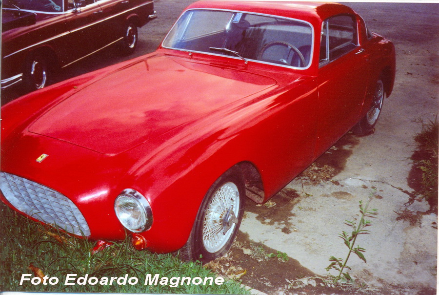 Ferrari 250 Europa 0323 EU en Caracas, rojo - Foto Edo Magnone.jpg