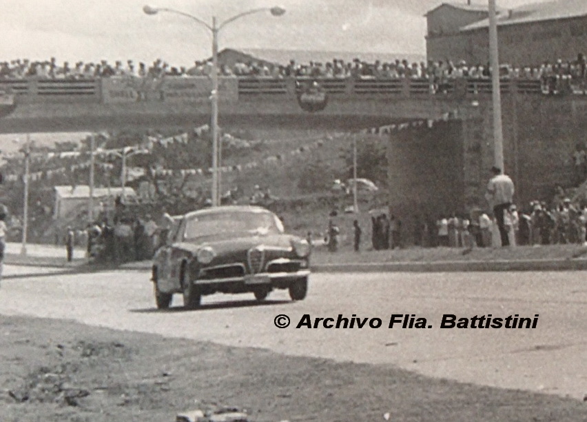 Valencia '58 - El Alfa Romeo Giulietta de Sauro Battistini - Foto Rebecca Battistini Snapseed[3] b.jpg