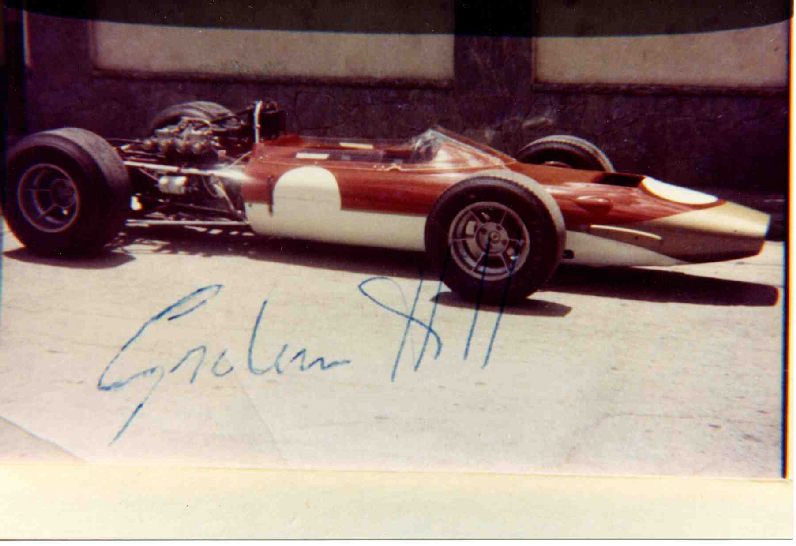 Foto caribe autografiada red.jpg