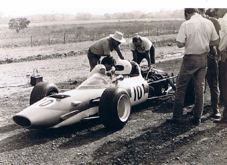 caribe1a VFA Danilo Rincon 080323 red.jpg