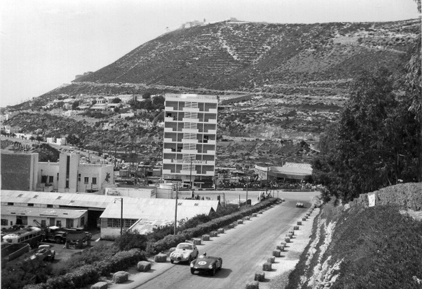 Ferrari 500 Mondial 0404 - GP de Agadir '54 Francois Picard - vue1210[1]_redimensionar.jpg