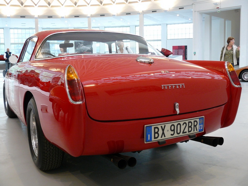 250 GT Ellena 0687 - rest foto en FC Gilles P1030565[1].JPG