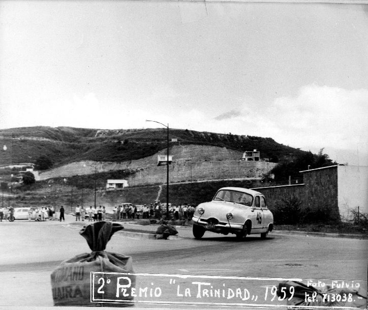 La Trinidad Panhard 1959 red.jpg