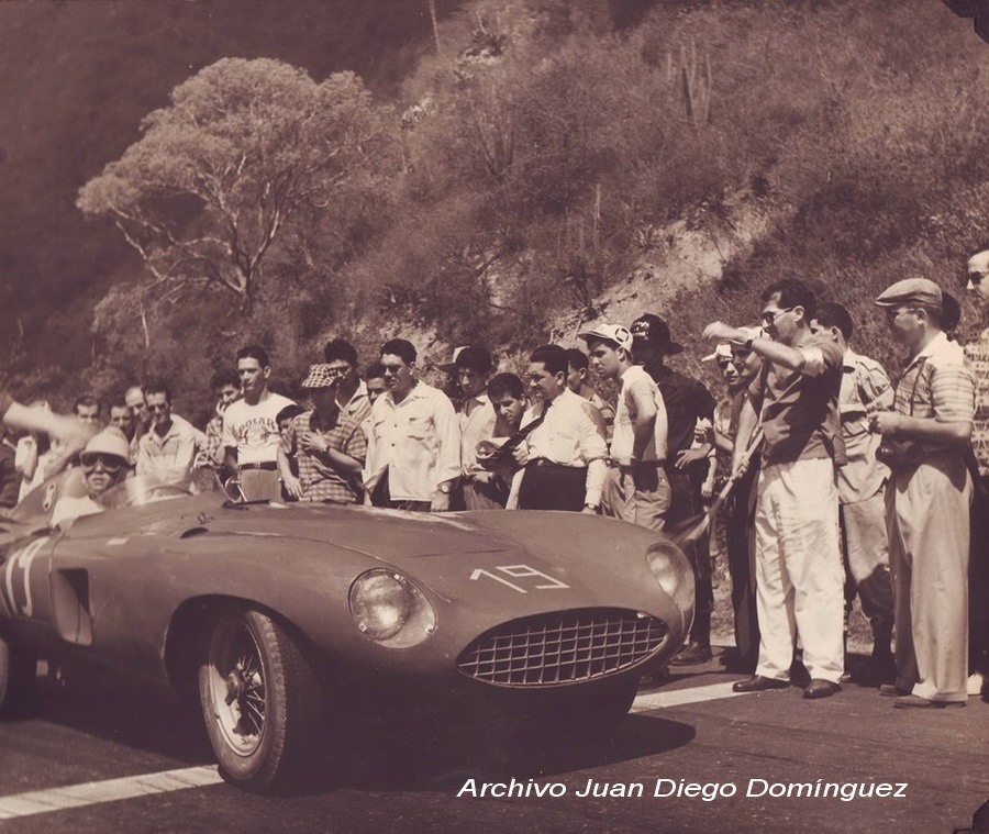 Mare - Pedro García '57 - Raúl Ignacio Dominguez Ferrari 500 Mondial 0562 - Foto JD Dominguez.jpg