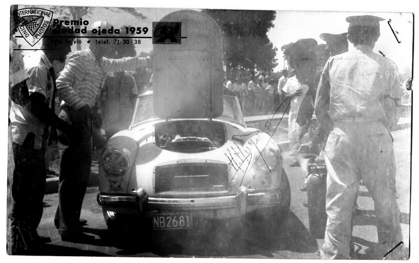 Ciudad Ojeda '59 - El MG A Twin Cam de Henry Hoyos - Imagen%20010 Foto Pagador2012.jpg