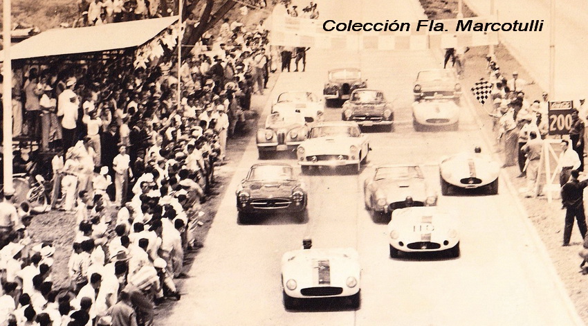 02 - Valencia '58 - Julio Pola al frente de la partida - Foto Fla Marcotulli_redimensionar.jpg