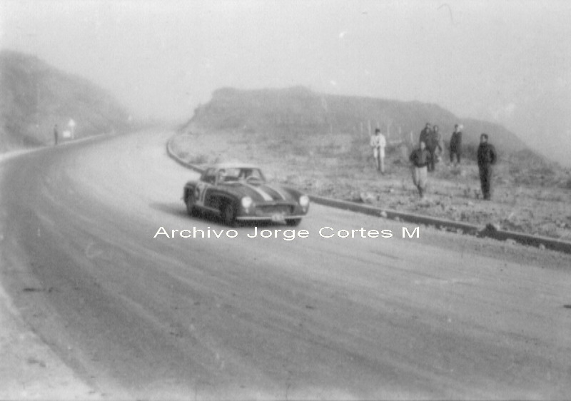 Bogota - Caracas '60 - El Mercedes Benz 300 SL de Alí Raschid rumbo a Cúcuta.jpg