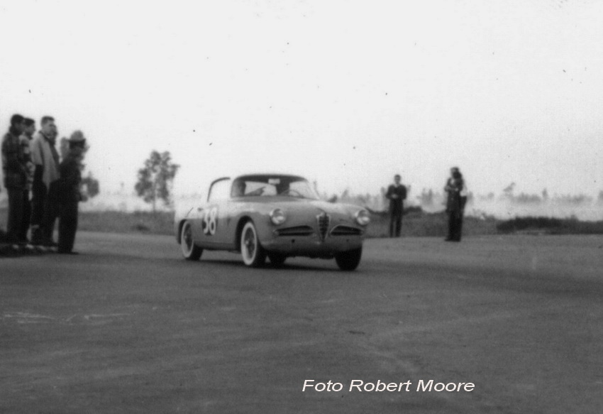 Bogota - Caracas '60 - El Alfa Romeo 1900 de Sauro Battistini # 38  - Foto R Moore.jpg