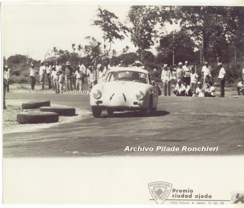 El Porsche 356 A Carrera GS GT de Nino Ronchieri en Ciudad Ojeda x confirmar.jpg