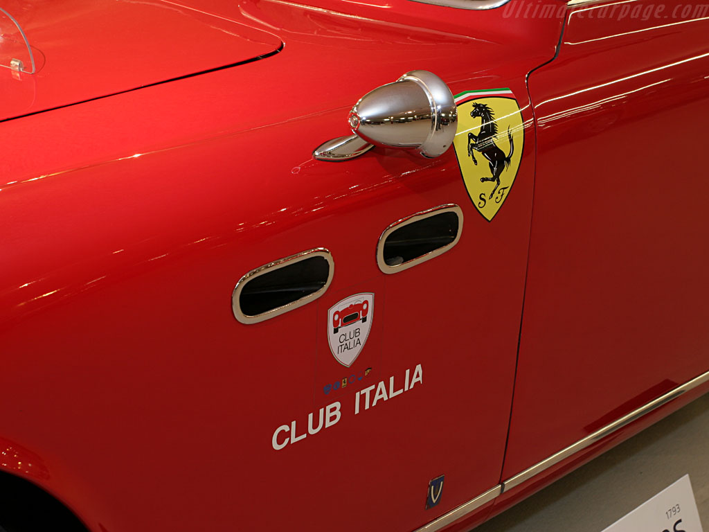 Ferrari-212-225-Inter-Vignale-Berlinetta_6[1].jpg