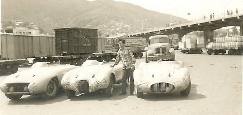 Caracas '56 - Arrivo del Equipe Gordini al puerto de La Guaira.jpg