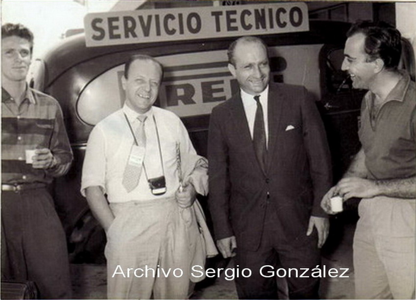 B Aires '58 - Celebración Sergio Gonzalez, Giambertone, Fangio y Piero Drogo - 003BA[1].jpg